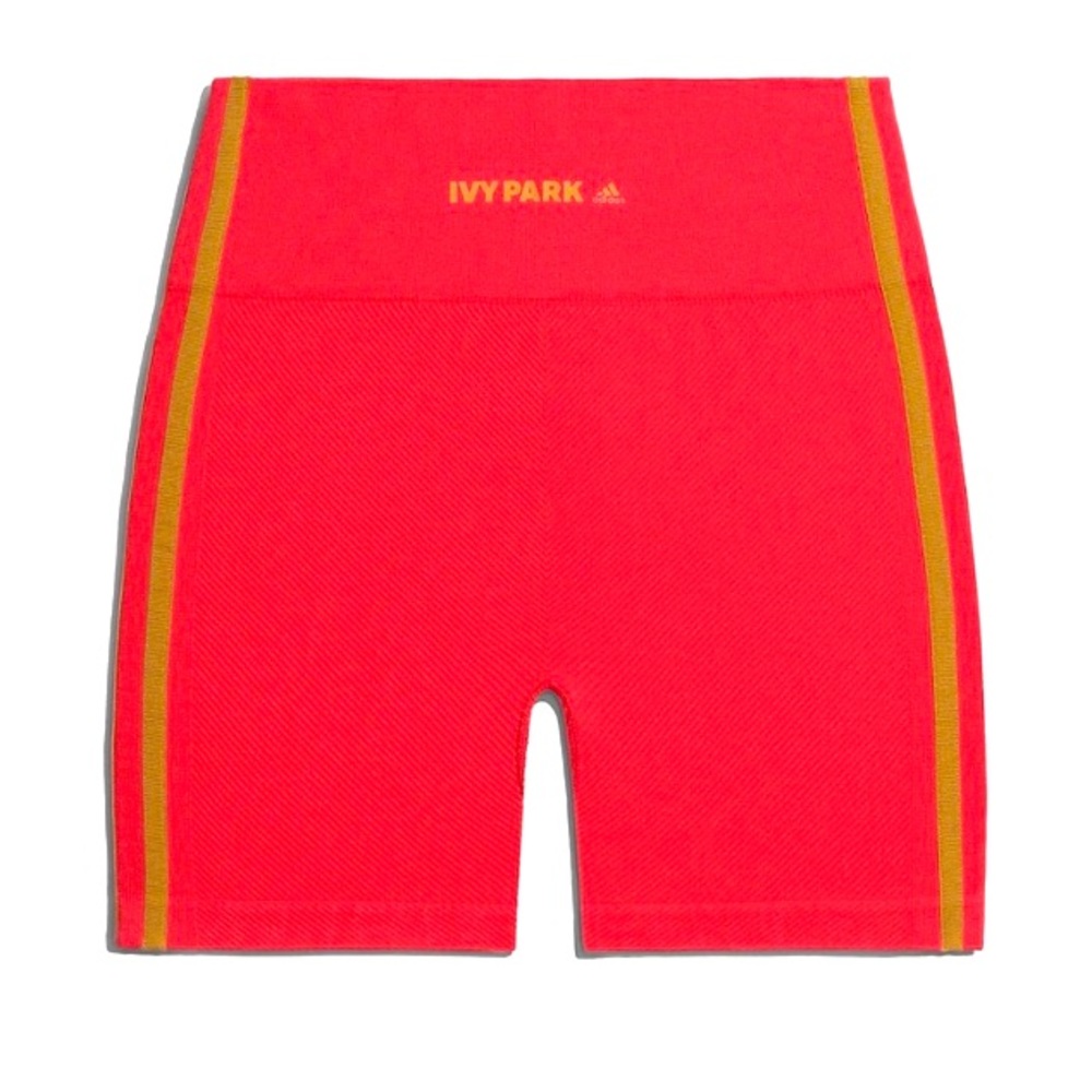 Ivy Park biker shorts!